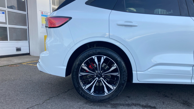 Ford Kuga 2.5 FHEV ST-Line X Edition 5dr CVT Hybrid Estate